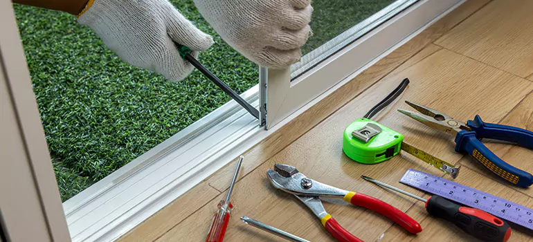 Window Hinge Repair in Weston, FL